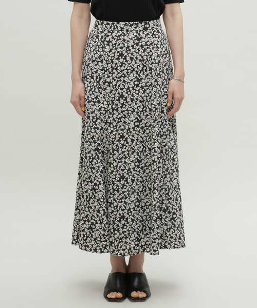 NANO universe（ナノユニバース）の「LB.03/フラワーマーメイドスカート（スカート・レディース・ブラック/グリーン・S/M）」の6枚目の写真