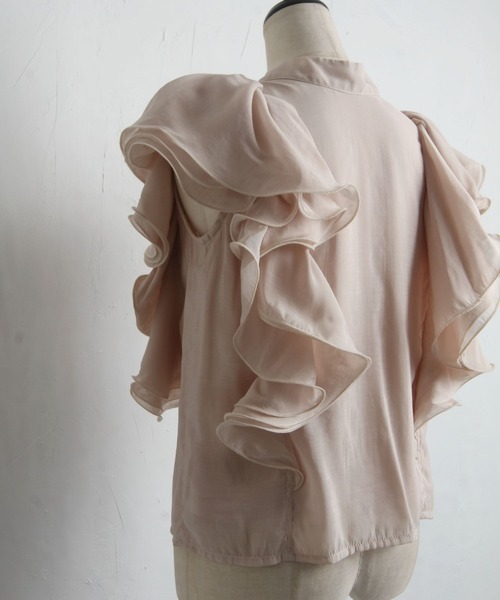 tocco closet(トッコ クローゼット)の「前後2WAYボウタイリボンラッフルフリルブラウス(シャツ/ブラウス・レディース・オフホワイト/ベージュ・M)」の12枚目の写真