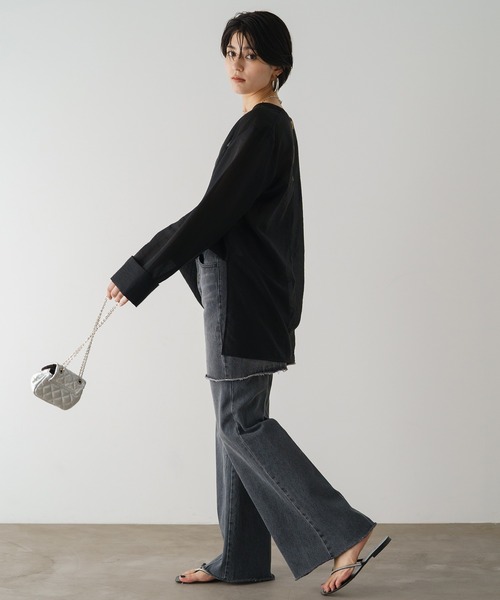 LOUNGEDRESS（ラウンジドレス）の「深Vブラウス（Tシャツ