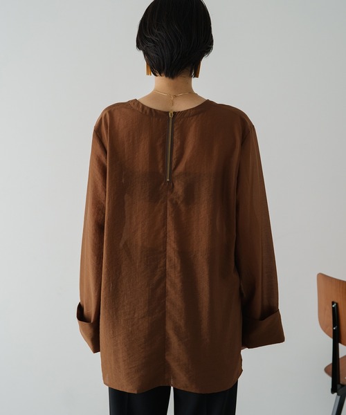ラウンジドレス 深Vブラウス ブラウン LOUNGEDRESS（ラウンジドレス）の「深Vブラウス（Tシャツ