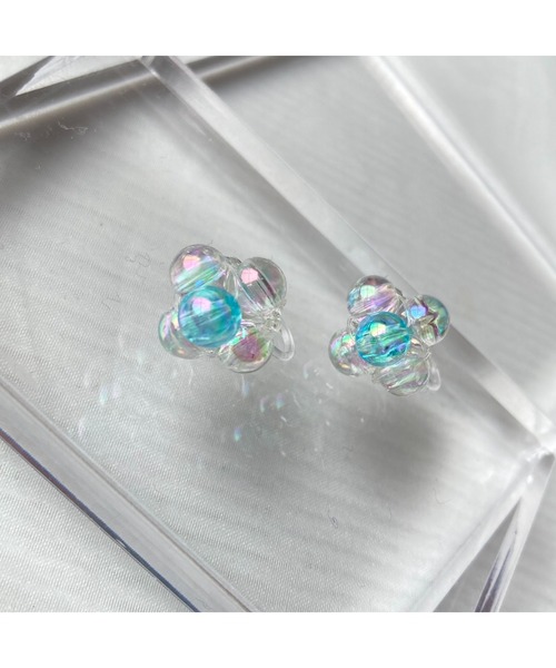 tone(トーン)の「【rusieberry】bubbles flower 4枚花びら mini(MA)(イヤリング・レディース・ブルー系その他・FREE)」の4枚目の写真