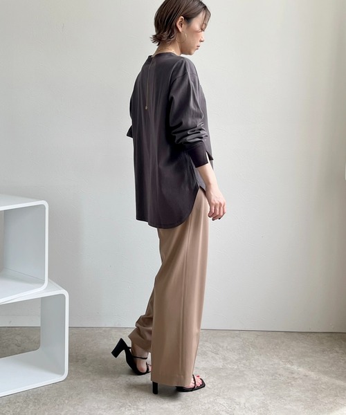 LHELBIE(レルビエ)の「パール+発泡プリントロゴロンT(Tシャツ/カットソー・レディース・オフホワイト/ピンク/ブルーグレー/チャコールグレー・M)」の7枚目の写真