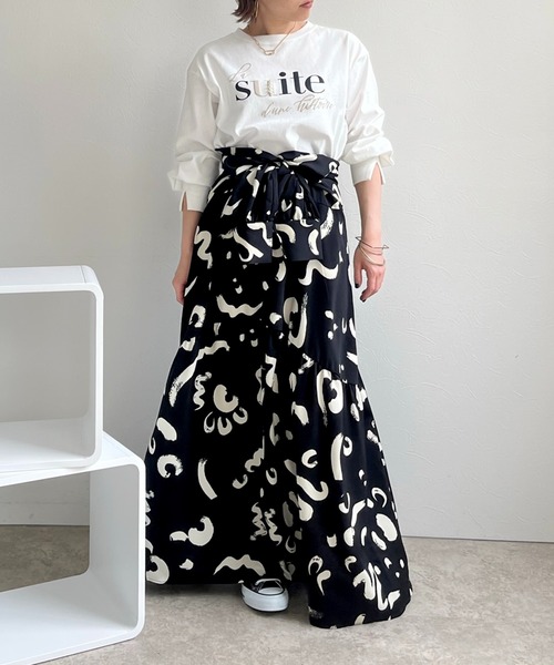 LHELBIE(レルビエ)の「パール+発泡プリントロゴロンT(Tシャツ/カットソー・レディース・オフホワイト/ピンク/ブルーグレー/チャコールグレー・M)」の19枚目の写真