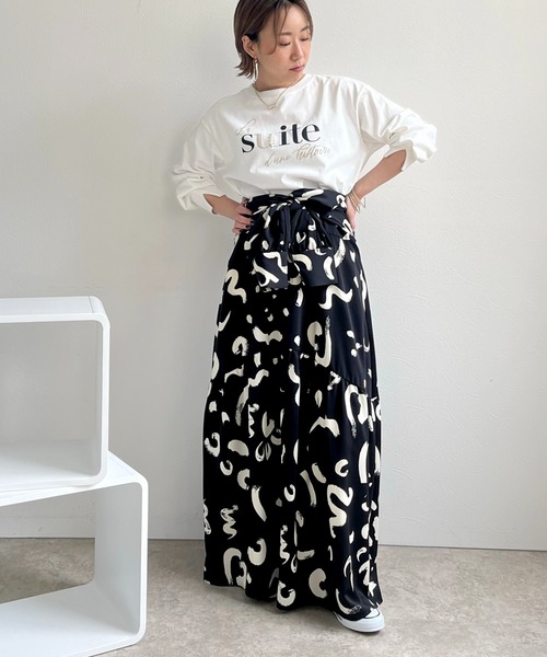 LHELBIE(レルビエ)の「パール+発泡プリントロゴロンT(Tシャツ/カットソー・レディース・オフホワイト/ピンク/ブルーグレー/チャコールグレー・M)」の21枚目の写真