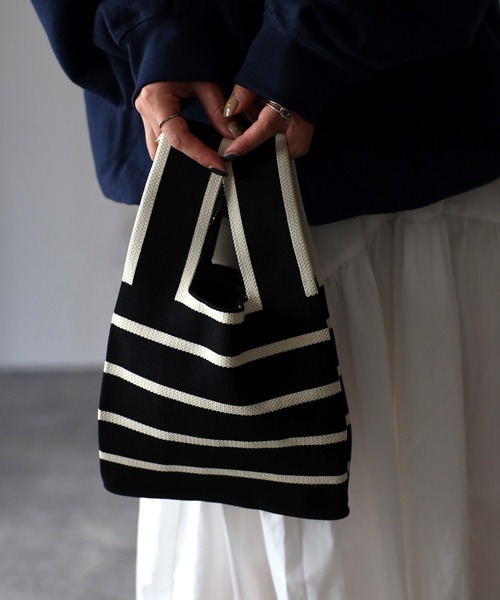 Riberry（リベリー）の「柄アソートミニニットバッグ（ハンドバッグ・レディース・ブラック系2/ブラック系1/ブラック系3/ホワイト/C/H/M/G/A/F/L/B/D/J/N/X/W/V・FREE）」の3枚目の写真