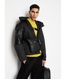 ARMANI EXCHANGE | 【A|X アルマーニ エクスチェンジ】A|Xロゴ　フラットショルダーバッグ(ショルダーバッグ)