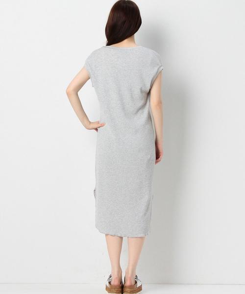 Another Edition（アナザーエディション）の「ワッフルノースリーブワンピース/ AEBC　COﾜｯﾌﾙ　NSLOP◆（ワンピース・レディース・ライトグレー/オリーブ・フリー）」の9枚目の写真