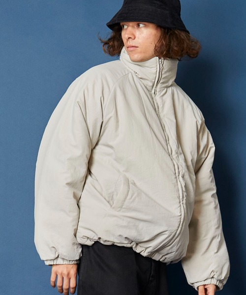 unrelaxing（アンリラクシング）の「ボリュームハイネック撥水ナイロンエコダウンジャケット（ダウンジャケット/コート・メンズ・ライトカーキ/グレー/ブラック/アイボリー/ブルー系/ベージュ/スミクロ/その他・FREE）」の11枚目の写真