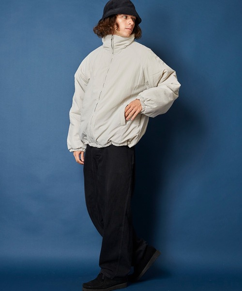 unrelaxing（アンリラクシング）の「ボリュームハイネック撥水ナイロンエコダウンジャケット（ダウンジャケット/コート・メンズ・ライトカーキ/グレー/ブラック/アイボリー/ブルー系/ベージュ/スミクロ/その他・FREE）」の18枚目の写真