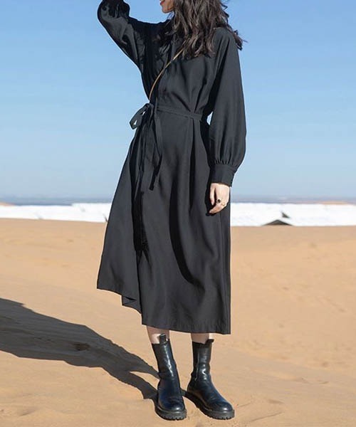 gossip!ロサンゼルス(ゴシップロサンゼルス)の「パフスリーブシンプル きれいめ 春 秋 ミディ丈シャツワンピース(ワンピース・レディース・オフホワイト/ブラック・FREE)」の7枚目の写真