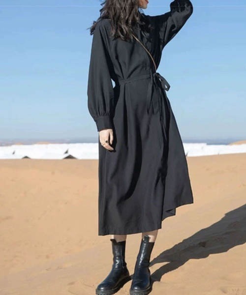 gossip!ロサンゼルス(ゴシップロサンゼルス)の「パフスリーブシンプル きれいめ 春 秋 ミディ丈シャツワンピース(ワンピース・レディース・オフホワイト/ブラック・FREE)」の9枚目の写真