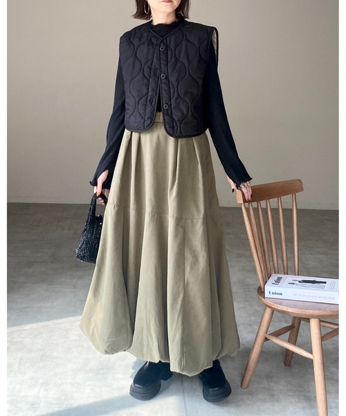 She's Closet(シーズクローゼット)の「タックAラインボリュームフレアロングバルーンスカート(スカート・レディース・カーキ/ブラック・FREE)」の21枚目の写真