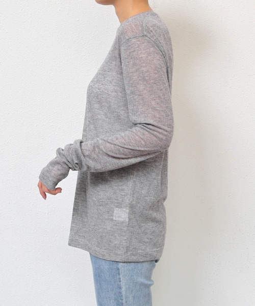 andme（アンドミー）の「テレコシアークルーネック長袖トップス（Tシャツ/カットソー・レディース・ブルー系/ボルドー/ブラック/アイボリー/グレー/イエロー/グレイッシュベージュ/ピンク・FREE）」の12枚目の写真