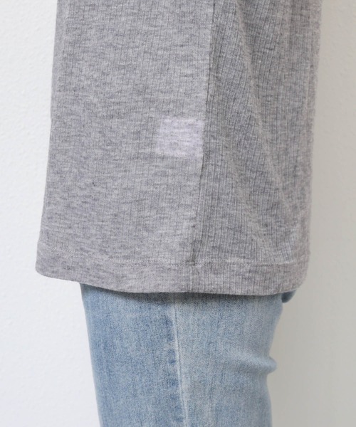 andme（アンドミー）の「テレコシアークルーネック長袖トップス（Tシャツ/カットソー・レディース・ブルー系/ボルドー/ブラック/アイボリー/グレー/イエロー/グレイッシュベージュ/ピンク・FREE）」の17枚目の写真