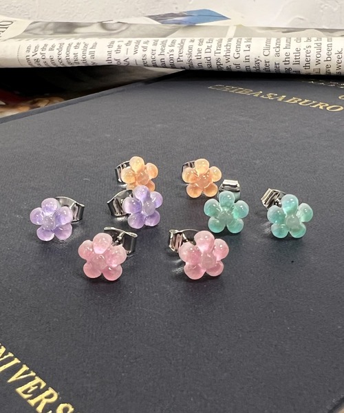 VICKY(ビッキー)の「【KOREAN ITEM】フラワービーズピアス(ピアス(両耳用)・レディース・ピンク/グリーン/オレンジ/パープル・FREE)」の8枚目の写真