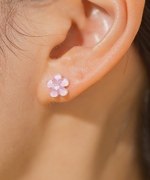VICKY(ビッキー)の「【KOREAN ITEM】フラワービーズピアス(ピアス(両耳用)・レディース・ピンク/グリーン/オレンジ/パープル・FREE)」の13枚目の写真