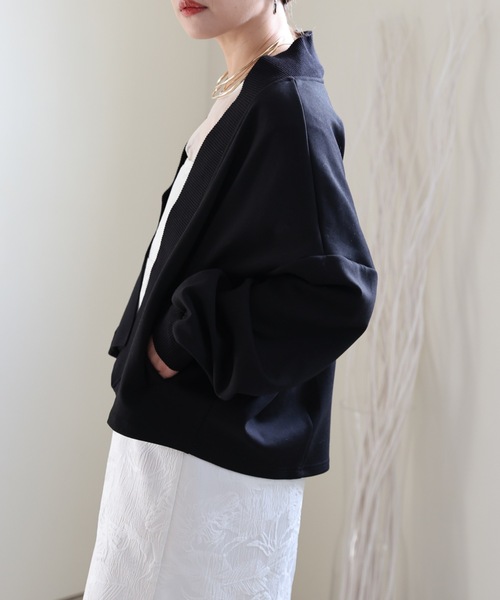 ULEULA（ウルア）の「ノーカラーカーディガン/リブトッパー（カーディガン/ボレロ・レディース・ブラック/ベージュ・FREE）」の10枚目の写真