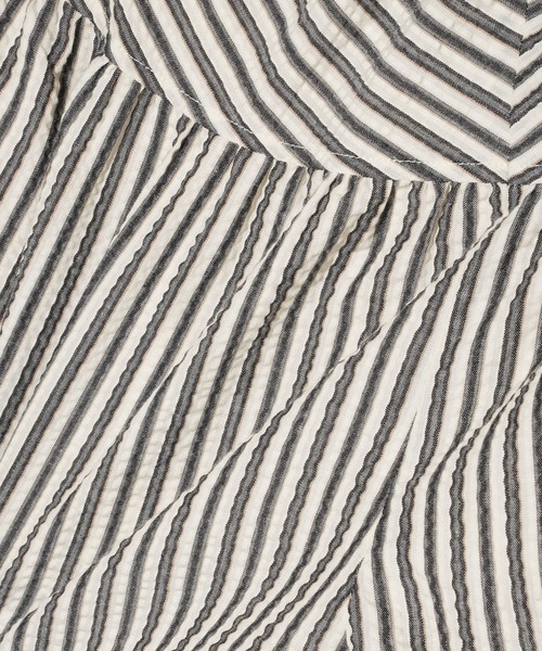 MILKFED.(ミルクフェド)の「STRIPED GATHERED SHORTS(その他パンツ・レディース・ブラック/ベージュ・ONE SIZE)」の10枚目の写真