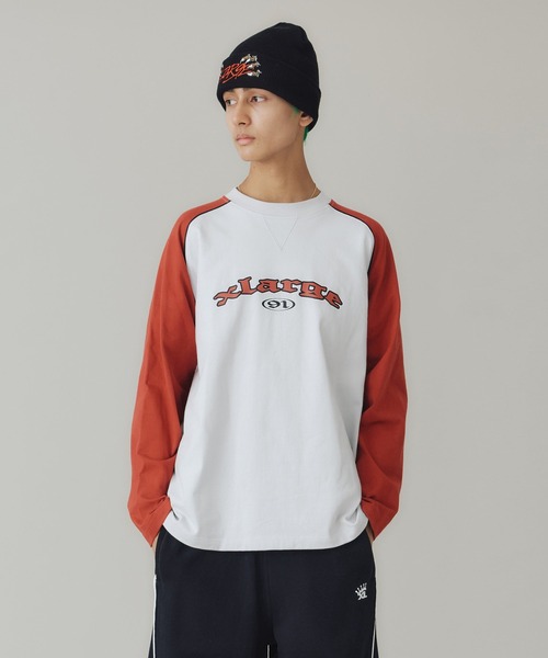XLARGE(エクストララージ)の「TWO TONE HEAVYWEIGHT RAGLAN L/S TEE(Tシャツ/カットソー・メンズ・アッシュ/ブラック/ネイビー・M/S/XL/L)」の7枚目の写真