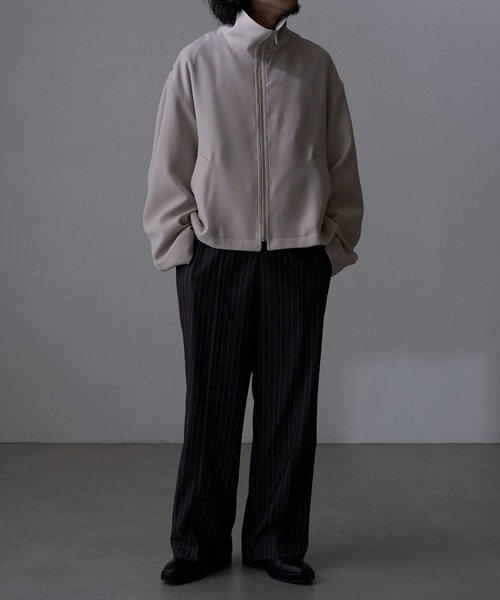 Lui's(ルイス)の「スタンドカラージップブルゾン(ブルゾン・メンズ・ブラック/ベージュ・FREE)」の11枚目の写真