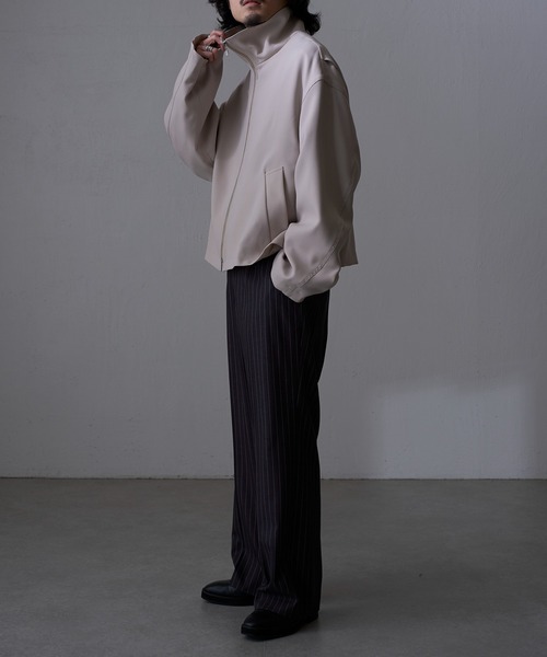 Lui's(ルイス)の「スタンドカラージップブルゾン(ブルゾン・メンズ・ブラック/ベージュ・FREE)」の15枚目の写真