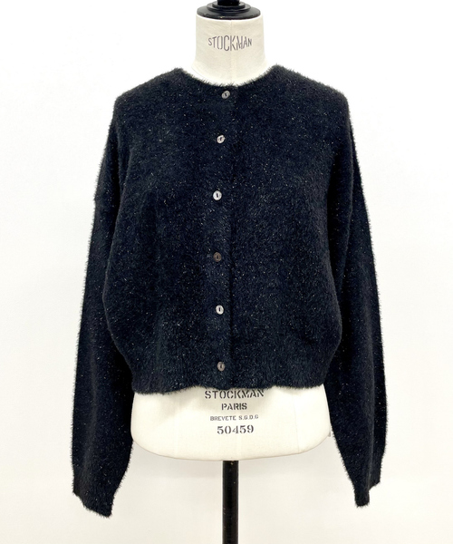 abahouse mavie(アバハウスマヴィ)の「ラメ混フェザーヤーン2WAYカーディガン(カーディガン/ボレロ・レディース・ゴールド/ブラック/シルバー・フリー)」の11枚目の写真