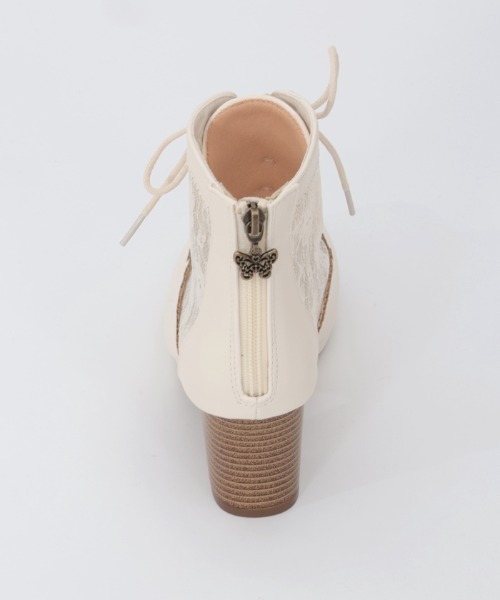 axes femme(アクシーズファム)の「チュールレースアップブーツ(ブーツ・レディース・ブラック/ベージュ/キナリ・LARGE/MEDIUM)」の6枚目の写真