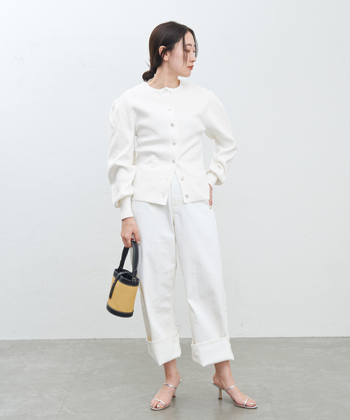 IENA(イエナ)の「コットンカシミアフォルムカーディガン(カーディガン/ボレロ・レディース・ホワイト/チャコールグレー・FREE)」の18枚目の写真