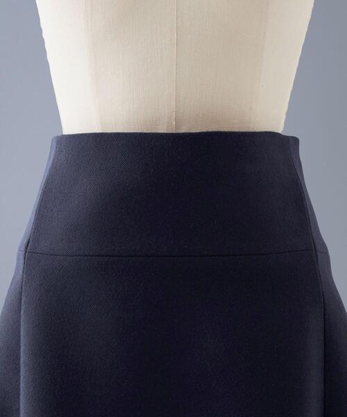 BLAMINK（ブラミンク）の「バックジップトラぺーズスカート（スカート