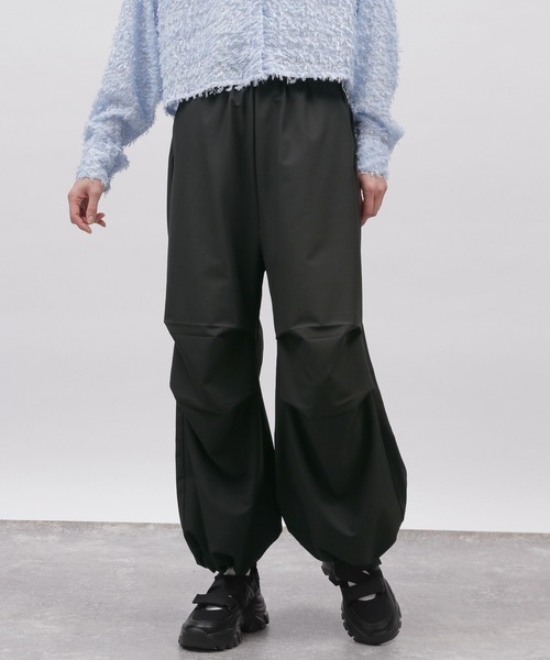 LAKOLE（ラコレ）の「ユーティリティーパンツ / 102918（その他パンツ・レディース・ブラック/アイボリー/ブルー・SMALL/MEDIUM）」の2枚目の写真