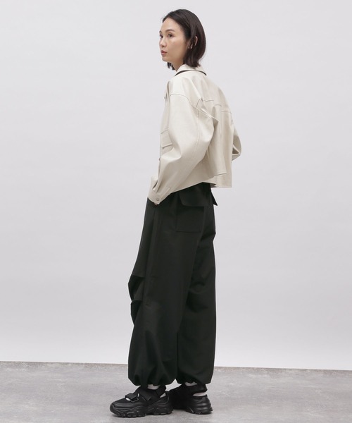 LAKOLE（ラコレ）の「ユーティリティーパンツ / 102918（その他パンツ・レディース・ブラック/アイボリー/ブルー・SMALL/MEDIUM）」の10枚目の写真