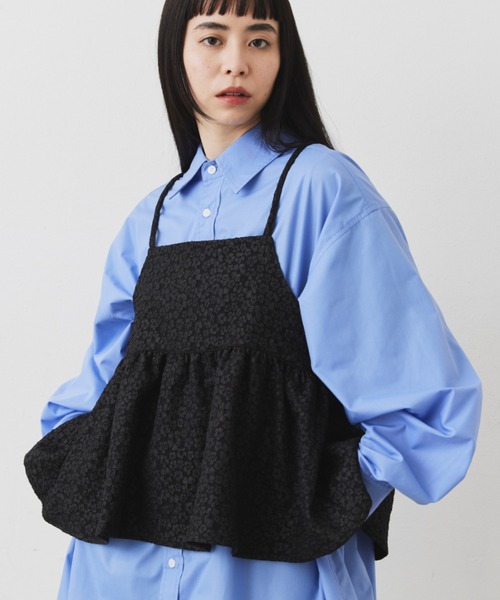 Libra Cue(リブラ キュー)の「ふくれジェガードマルチウェイビスチェ(その他トップス・レディース・ベージュ/ブラック・FREE)」の3枚目の写真