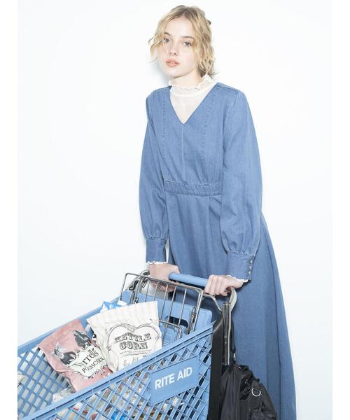 Te chichi TERRASSE(テチチテラス)の「デニムVネックワンピース(ワンピース・レディース・ネイビー/ブルー・F)」の1枚目の写真