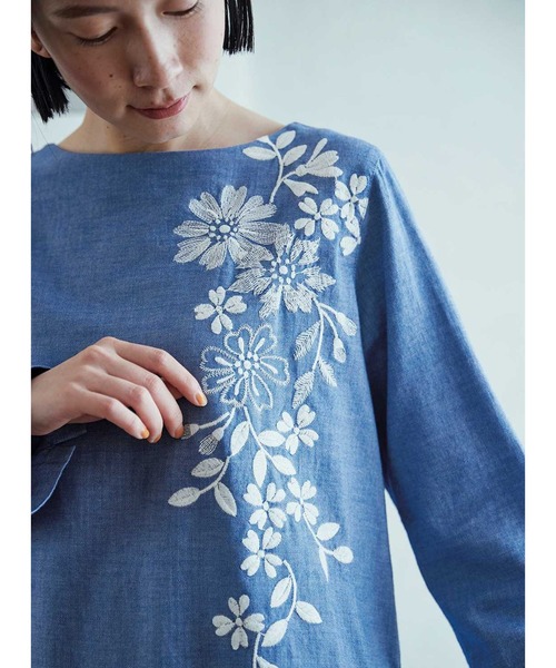 サニークラウズ 白い花刺しゅうトップス〈レディース〉（その他トップス）｜Sunny clouds（サニークラウズ）