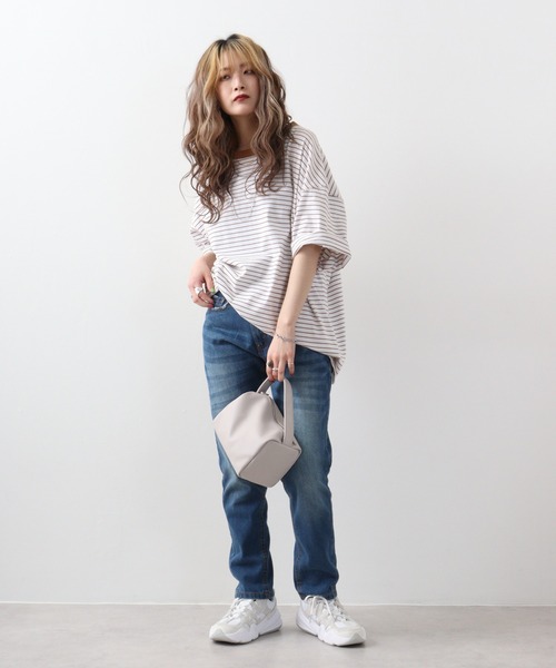 atONE(アットワン)の「atONE ヴィンテージ加工 テーパードデニムパンツ(デニムパンツ・レディース・ネイビー/ブルー・3L/4L/L/LL/M)」の20枚目の写真