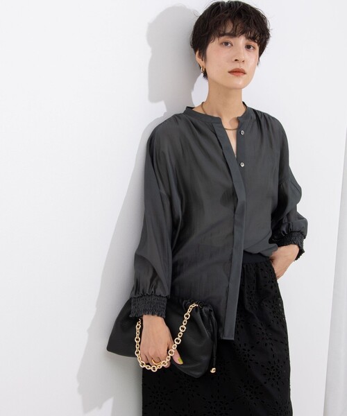 NOLLEY’S（ノーリーズ）の「袖口シャーリングブラウス（シャツ/ブラウス・レディース・キャメル/サックスブルー/ベビーピンク/ブラック/グレー/チャコールグレー・38）」の8枚目の写真