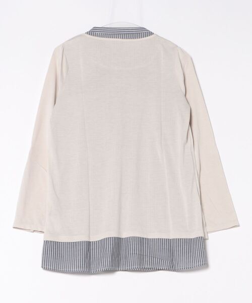 BELLUNA PLUS(ベルーナ)の「刺しゅう使いトッパーフェイクチュニック(チュニック・レディース・グリーン系/アイボリー系/ネイビー系・MEDIUM/X-LARGE/LARGE)」の4枚目の写真