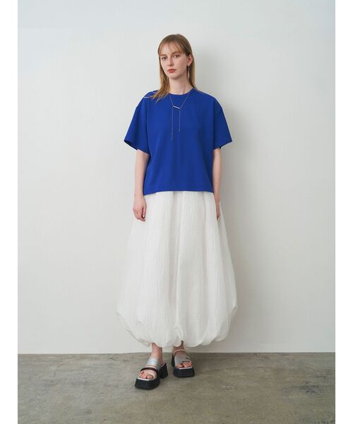 ELENDEEK(エレンディーク)の「バックVオーバーカットソー(Tシャツ/カットソー・レディース・ブルー/オフホワイト/ブラック・FREE)」の11枚目の写真