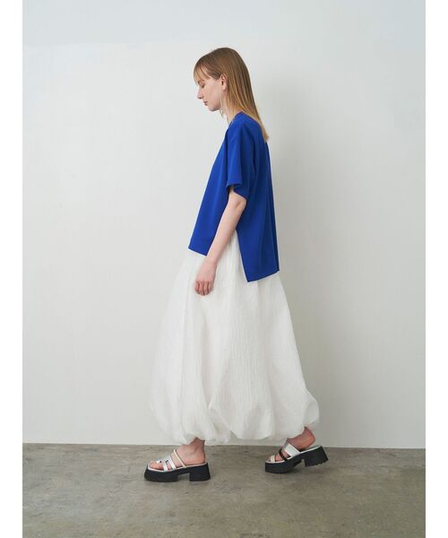 ELENDEEK(エレンディーク)の「バックVオーバーカットソー(Tシャツ/カットソー・レディース・ブルー/オフホワイト/ブラック・FREE)」の12枚目の写真