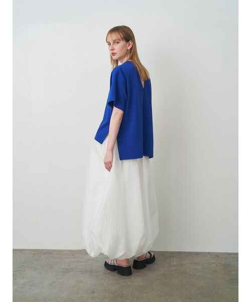 ELENDEEK(エレンディーク)の「バックVオーバーカットソー(Tシャツ/カットソー・レディース・ブルー/オフホワイト/ブラック・FREE)」の13枚目の写真