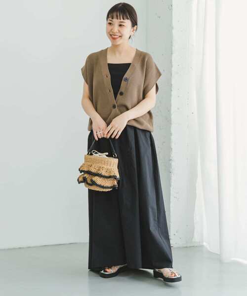 ITEMS URBANRESEARCH（アイテムズ アーバンリサーチ）の「リブドッキングキャミワンピース（ワンピース・レディース・ブラック/カーキ・FREE）」の7枚目の写真