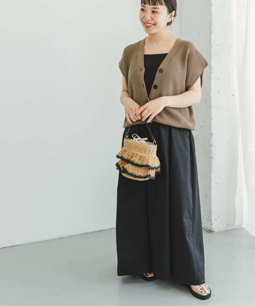 ITEMS URBANRESEARCH（アイテムズ アーバンリサーチ）の「リブドッキングキャミワンピース（ワンピース・レディース・ブラック/カーキ・FREE）」の4枚目の写真