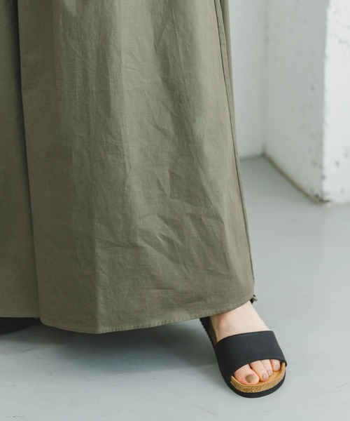 ITEMS URBANRESEARCH（アイテムズ アーバンリサーチ）の「リブドッキングキャミワンピース（ワンピース・レディース・ブラック/カーキ・FREE）」の16枚目の写真