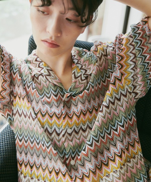 CAMPHOR WOOD(カンファーウッド)の「color wave sheer shirts / ウェーブシアーシャツ(シャツ/ブラウス・メンズ・グリーン系/レッド系・MEDIUM/LARGE)」の4枚目の写真