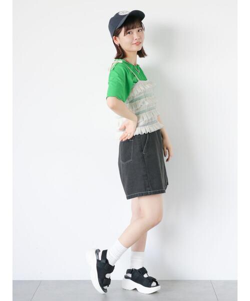 ehka sopo(エヘカソポ)の「カットフリルキャミソール(セットアップ可)(シャツ/ブラウス・レディース・キナリ/ブラック・F)」の15枚目の写真