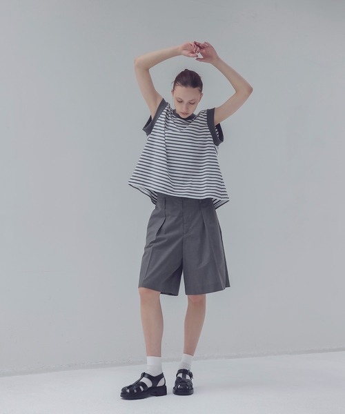DRESSLAVE(ドレスレイブ)の「sartorial tuck half pants(タックハーフパンツ)(その他パンツ・レディース・ブラック/グレー・38)」の8枚目の写真