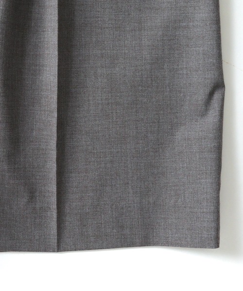 DRESSLAVE(ドレスレイブ)の「sartorial tuck half pants(タックハーフパンツ)(その他パンツ・レディース・ブラック/グレー・38)」の13枚目の写真