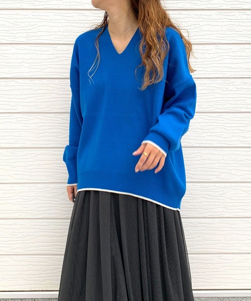 Q（キュー）の「Vネックオーバーニット（ニット/セーター・レディース・ライトグリーン/グレイッシュベージュ/ブラック/ブルー/ライトグレー/チャコールグレー・MEDIUM）」の11枚目の写真