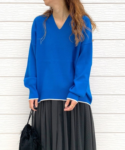 Q（キュー）の「Vネックオーバーニット（ニット/セーター・レディース・ライトグリーン/グレイッシュベージュ/ブラック/ブルー/ライトグレー/チャコールグレー・MEDIUM）」の20枚目の写真