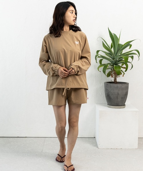 TAHCHEE(ターチー)の「【ムラサキスポーツ限定】TAHCHEE/ターチー 長袖ラッシュガード セットアップ 水陸両用 体系カバーTC240923-01(Tシャツ/カットソー・レディース・ブラック/ベージュ/カーキ・S/M)」の12枚目の写真